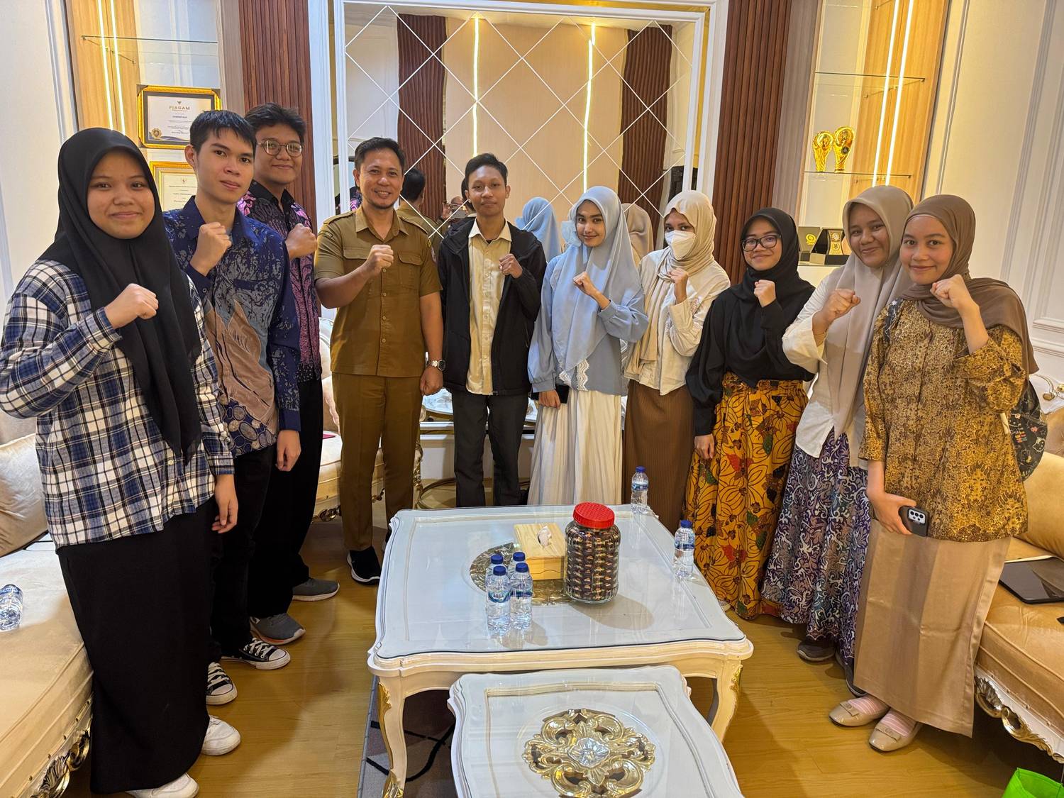 Tanpa Gambar