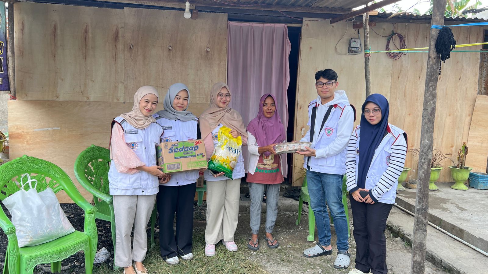 Tanpa Gambar