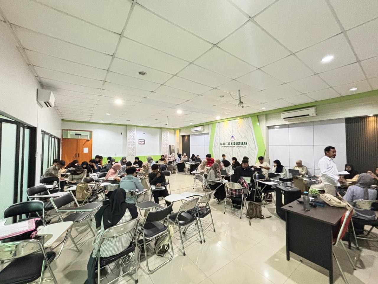 Tanpa Gambar