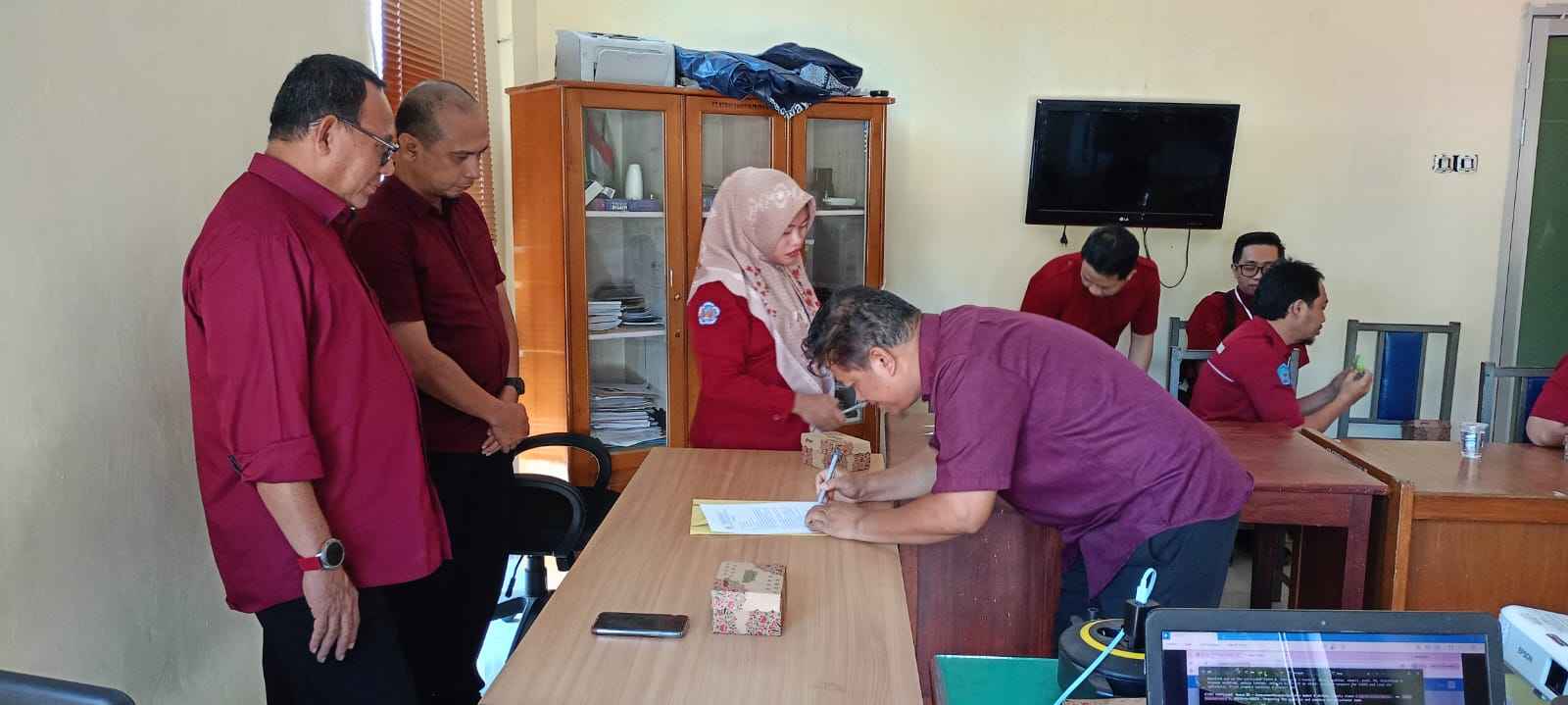 Tanpa Gambar