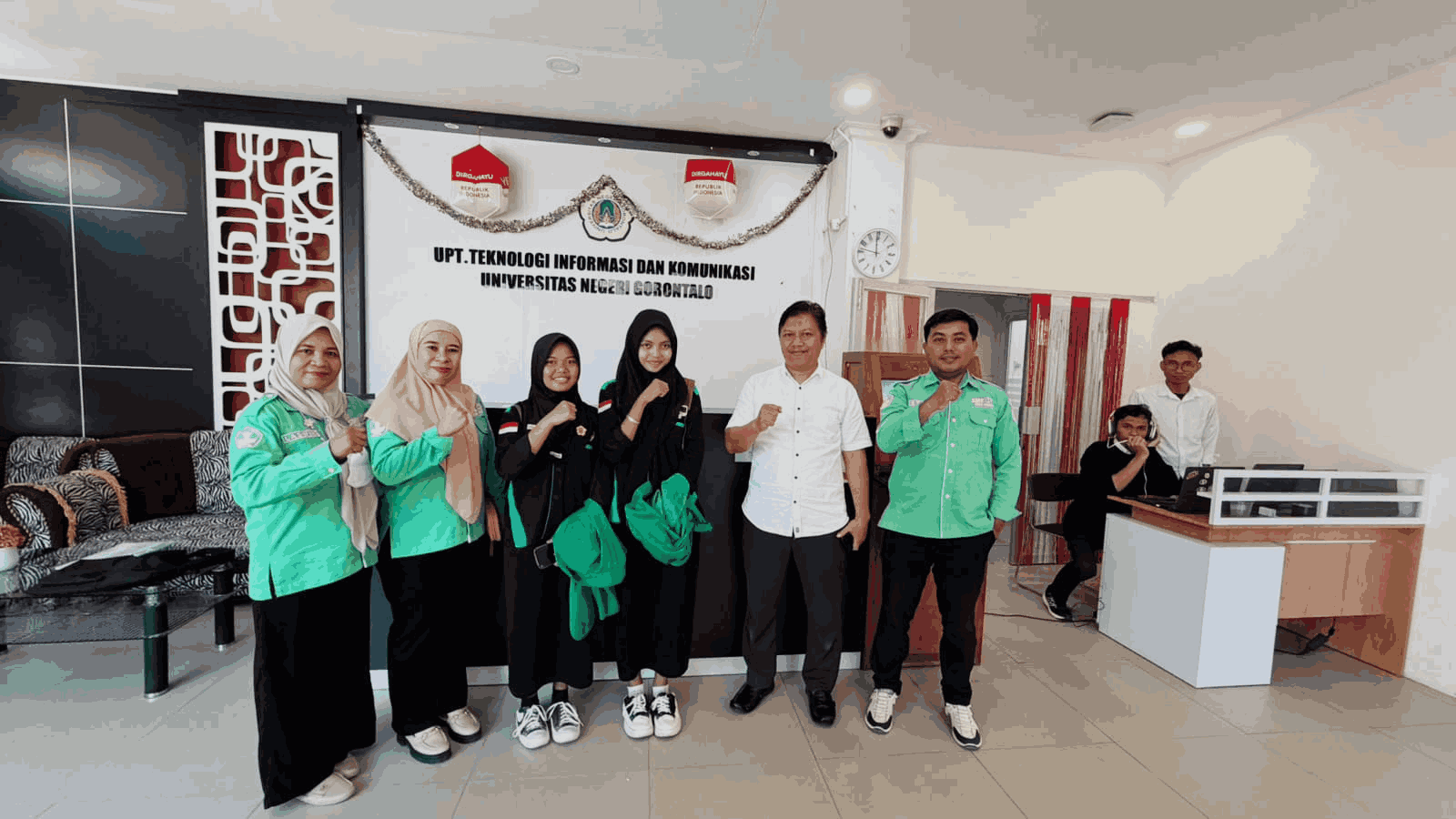 Tanpa Gambar