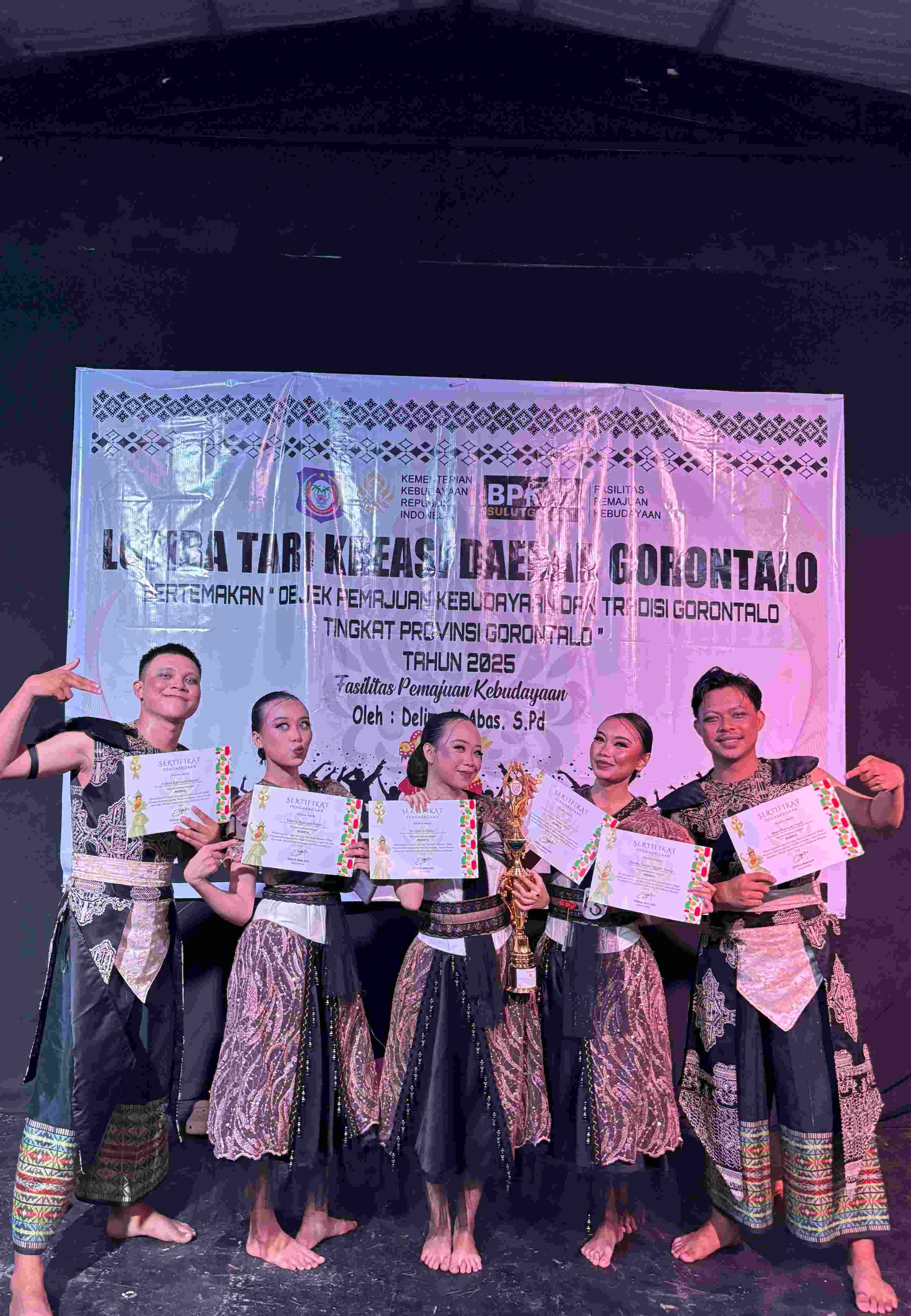 Tanpa Gambar