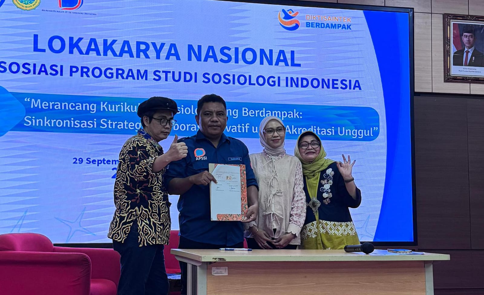 Tanpa Gambar