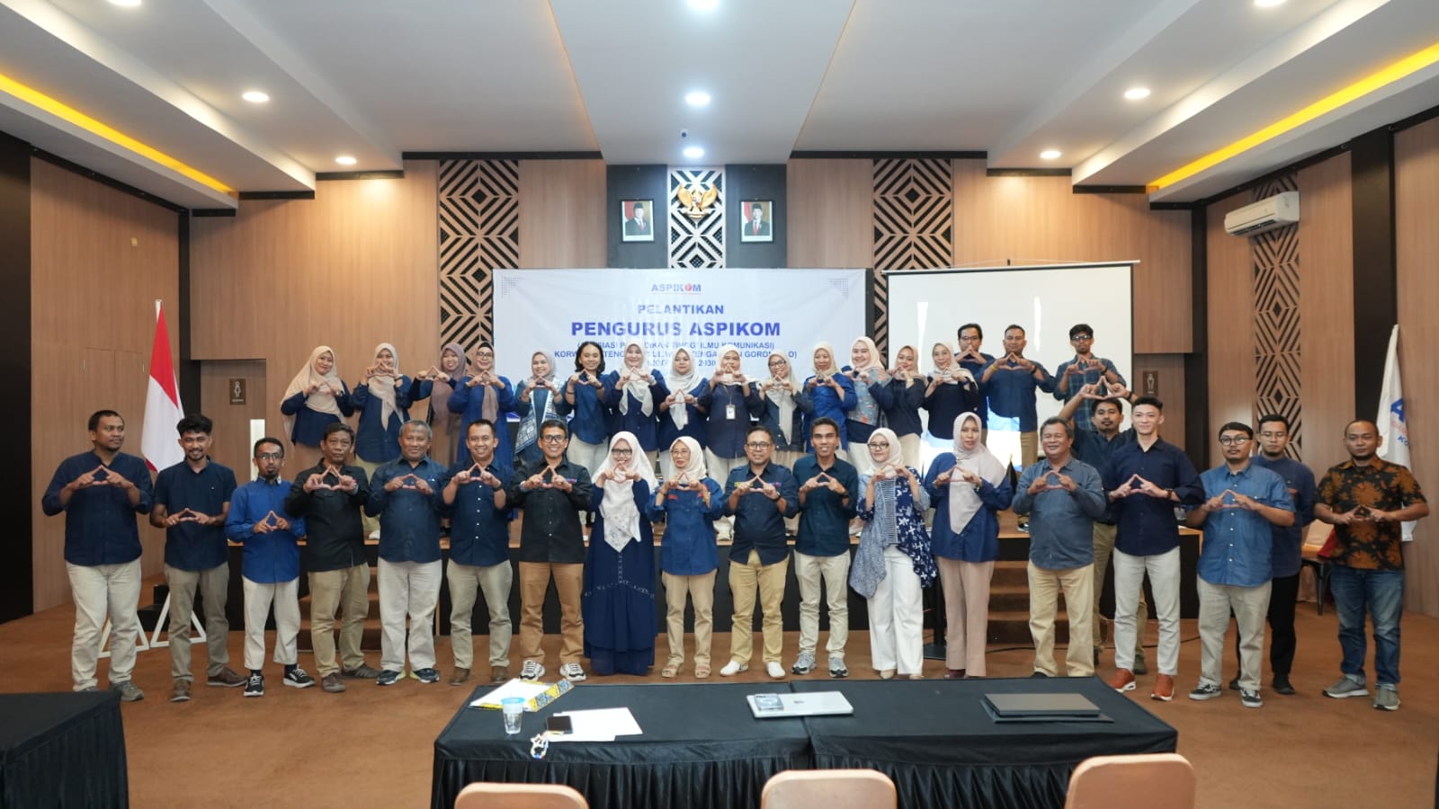 Tanpa Gambar