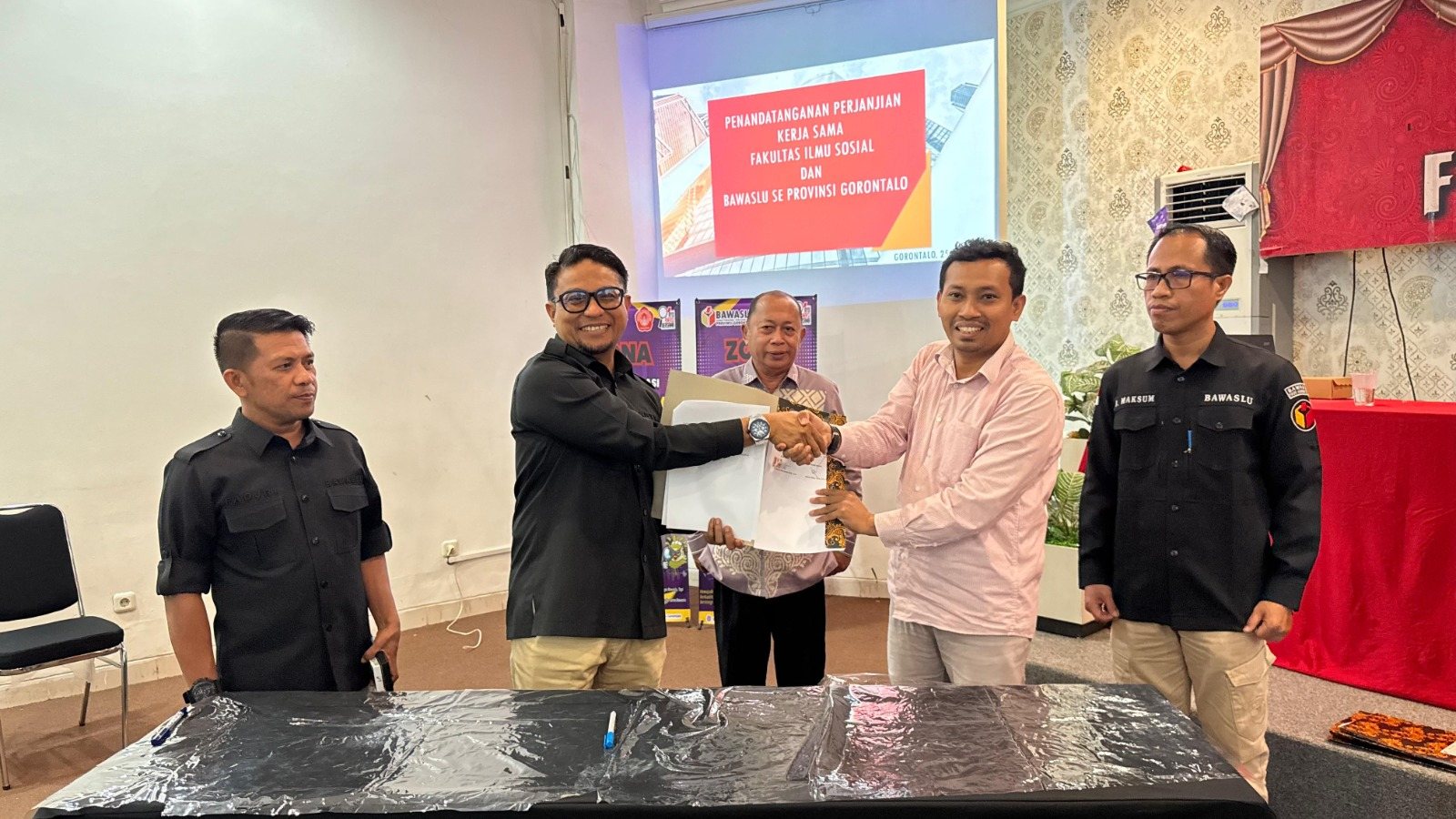 Tanpa Gambar