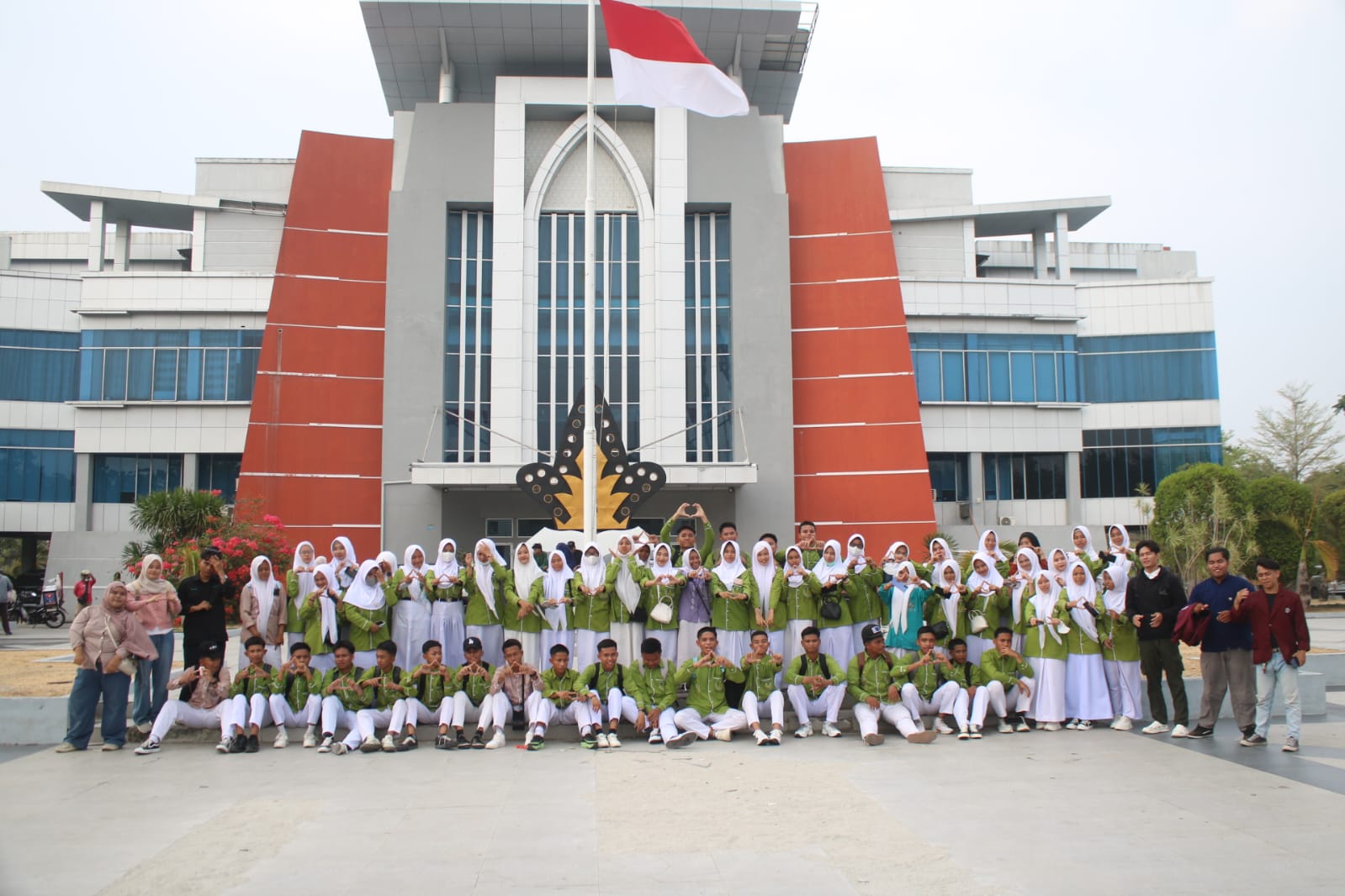 Tanpa Gambar