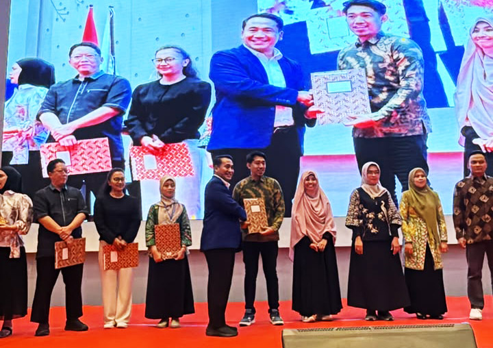 Tanpa Gambar