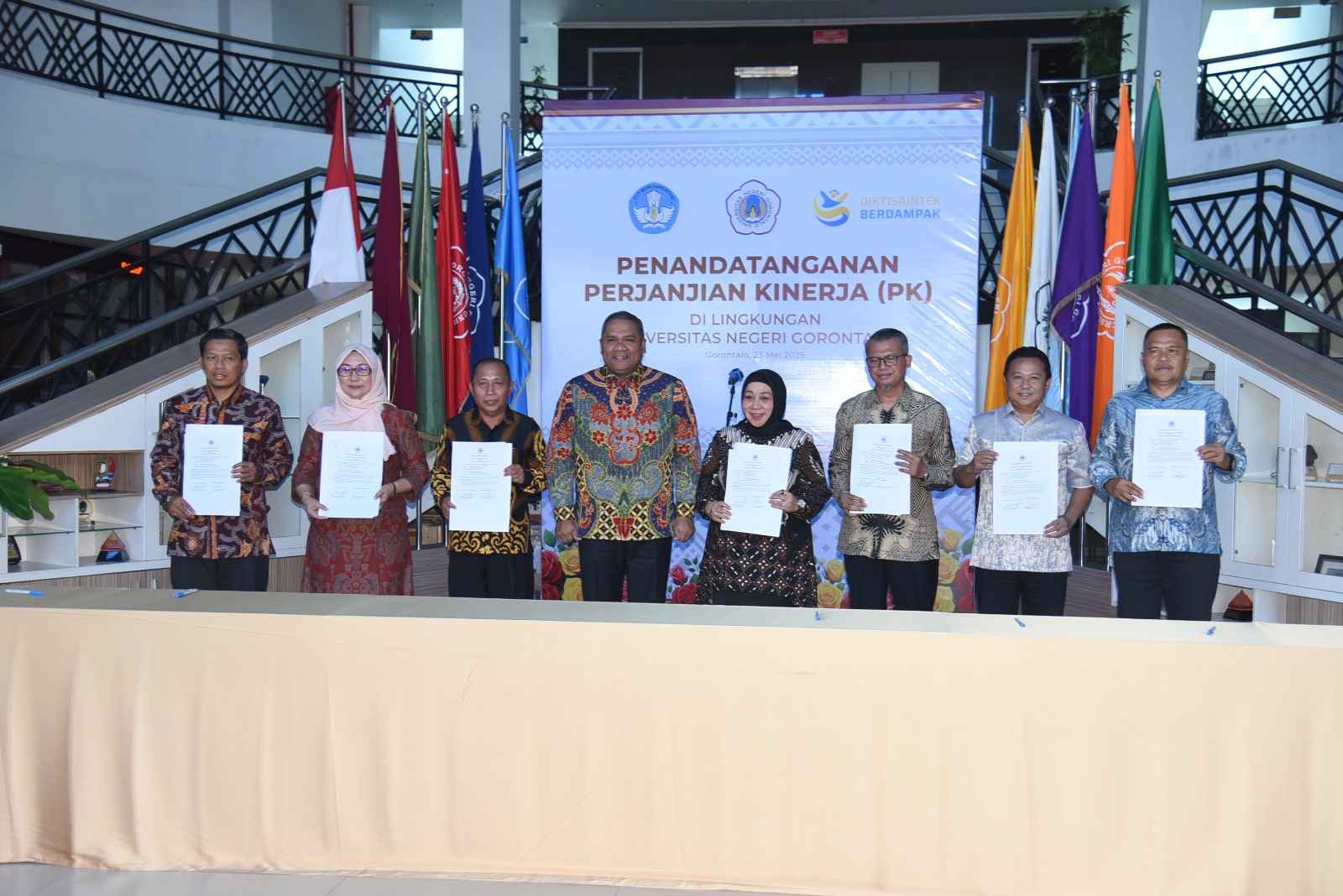 Tanpa Gambar