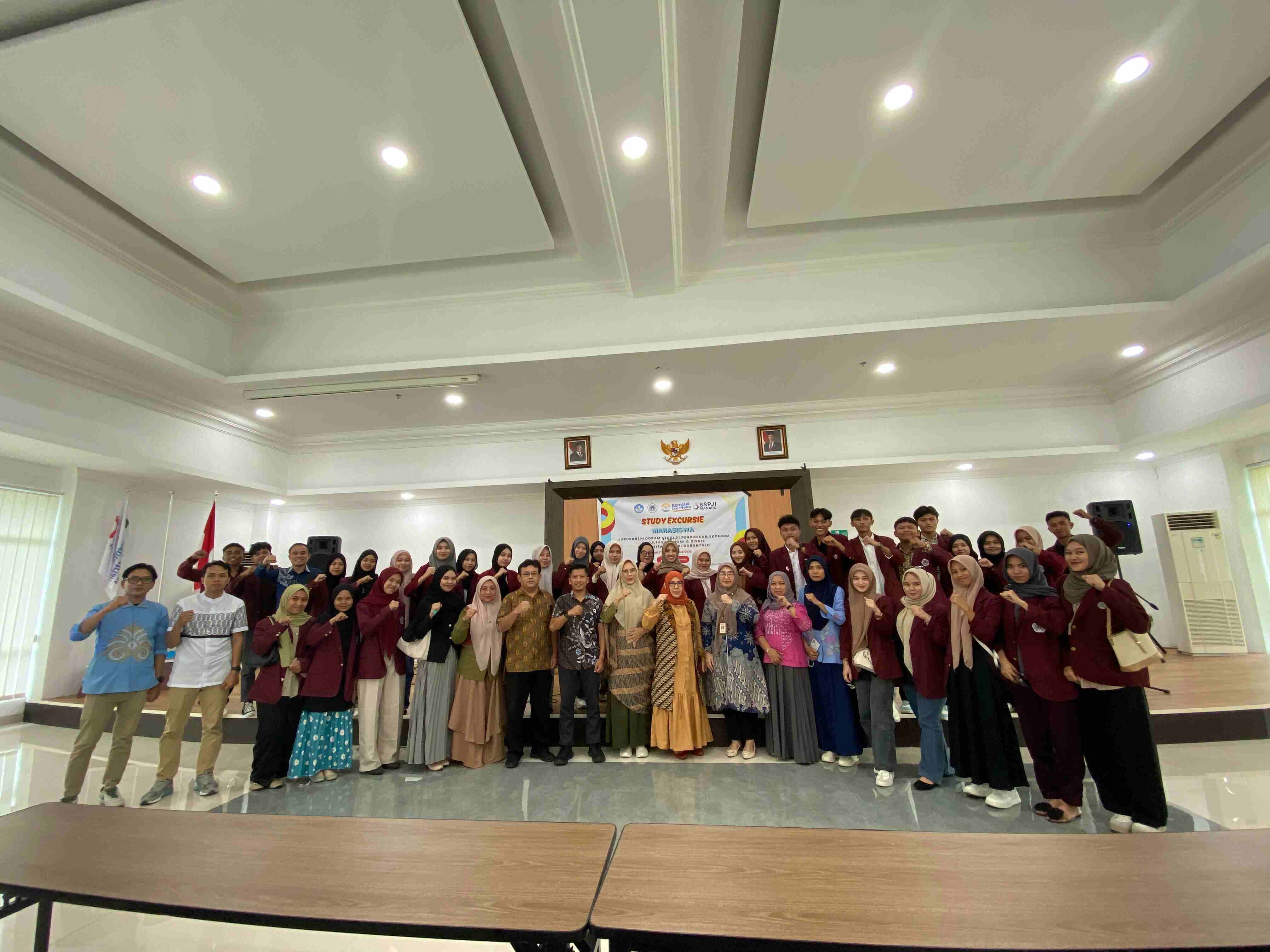 Tanpa Gambar