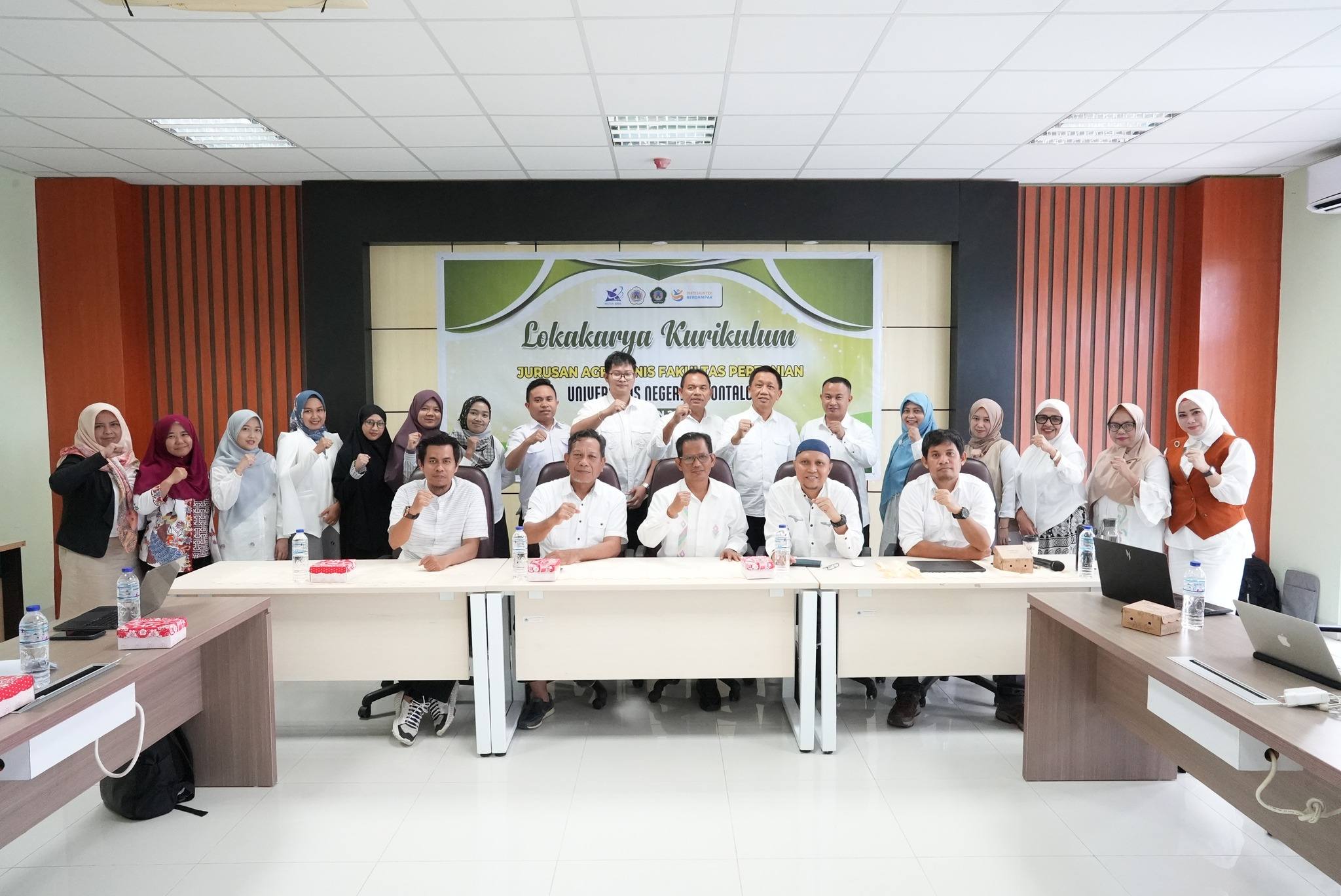 Tanpa Gambar