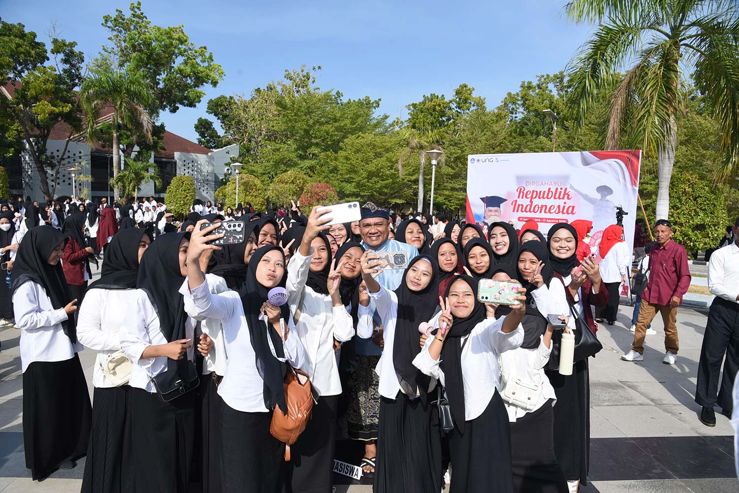 Tanpa Gambar
