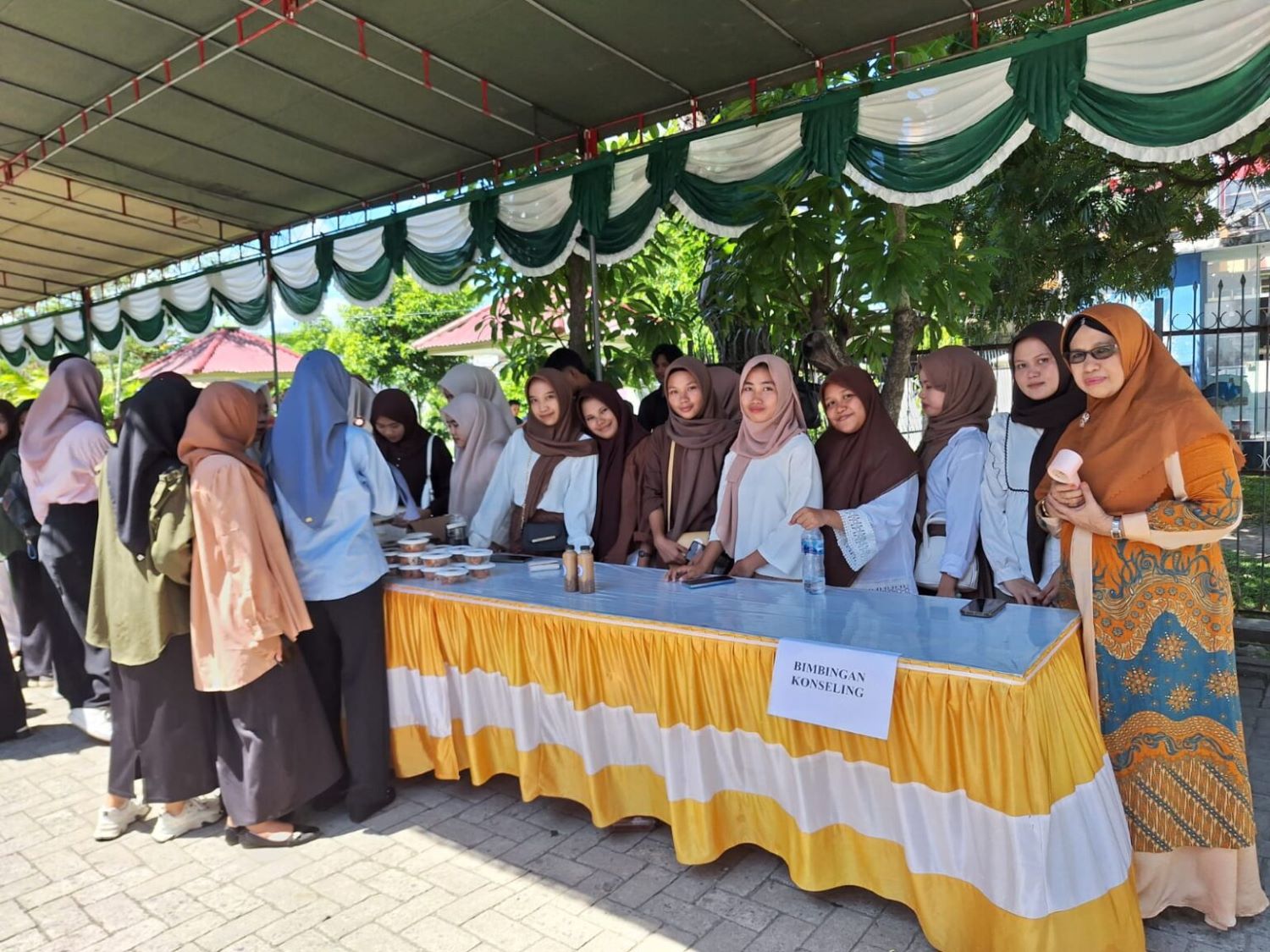Tanpa Gambar