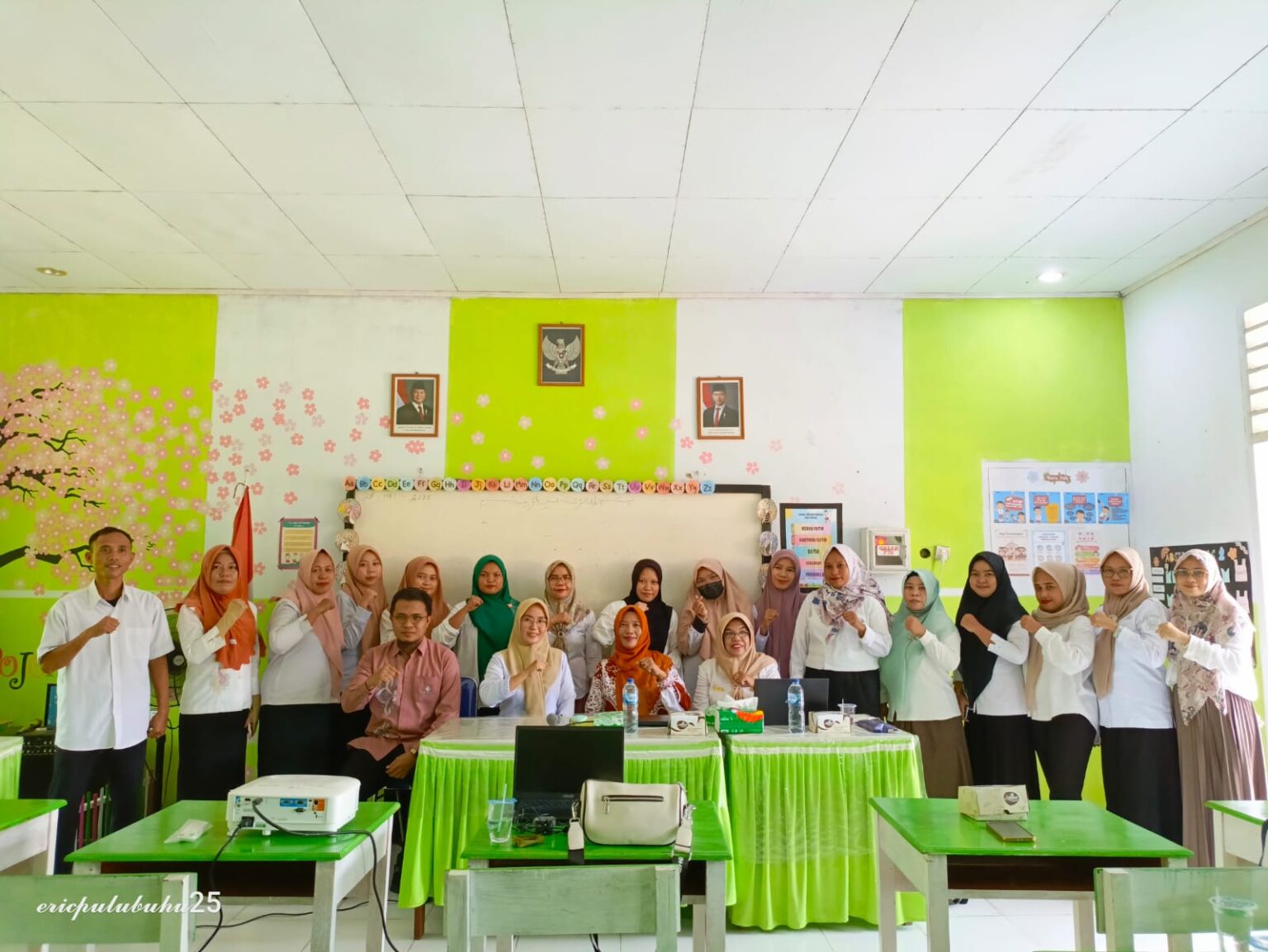 Tanpa Gambar
