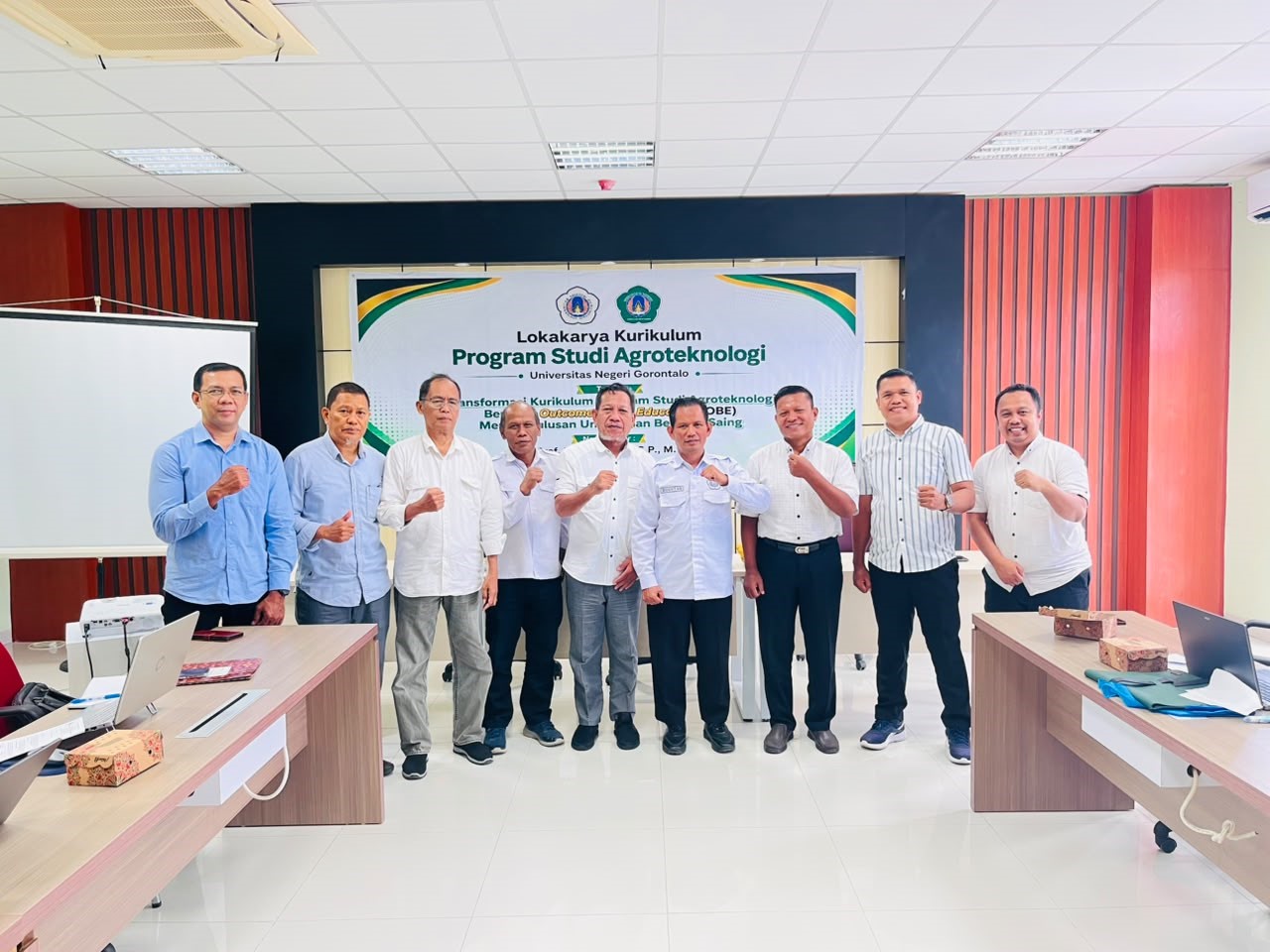 Tanpa Gambar