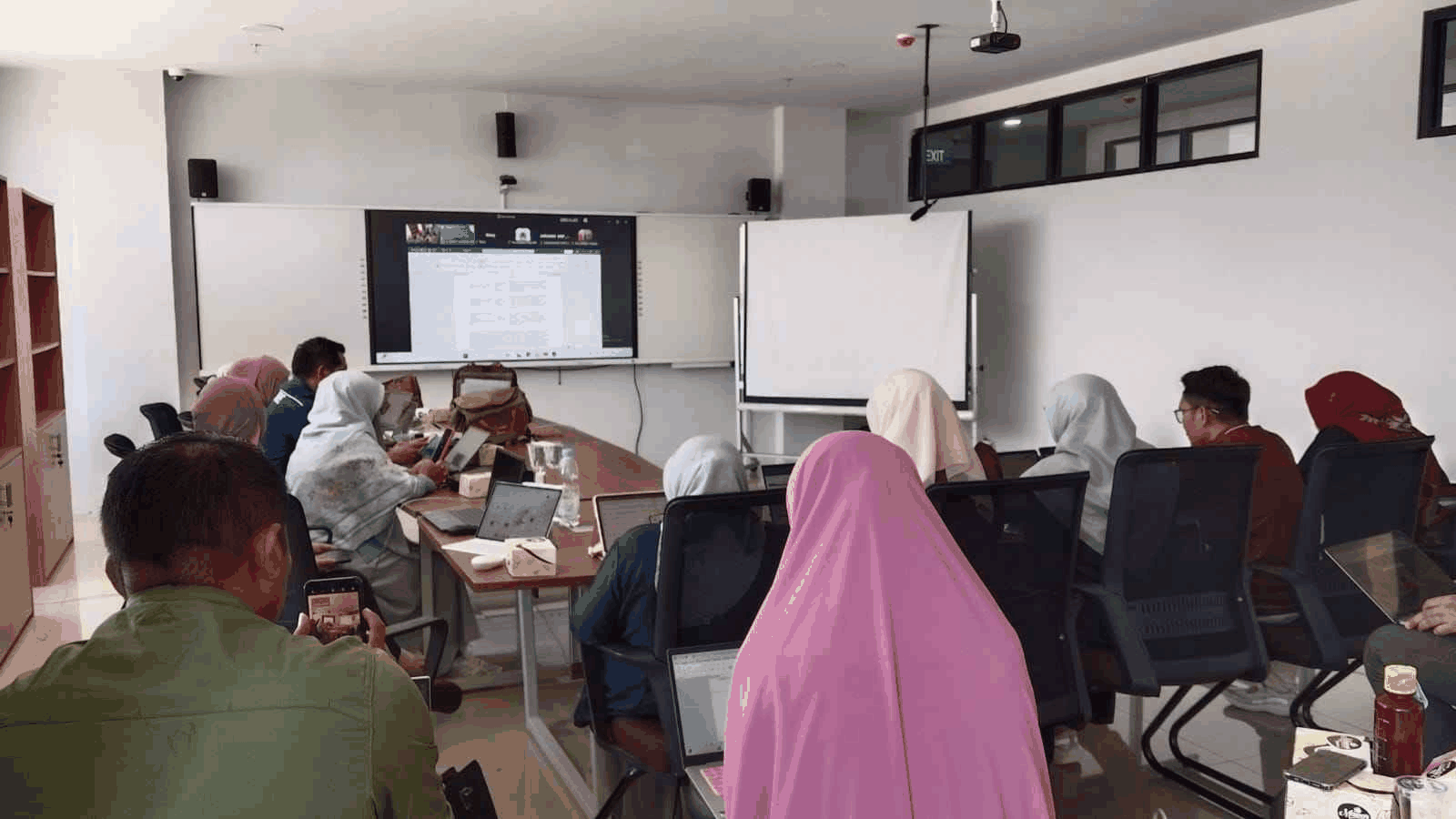 Tanpa Gambar