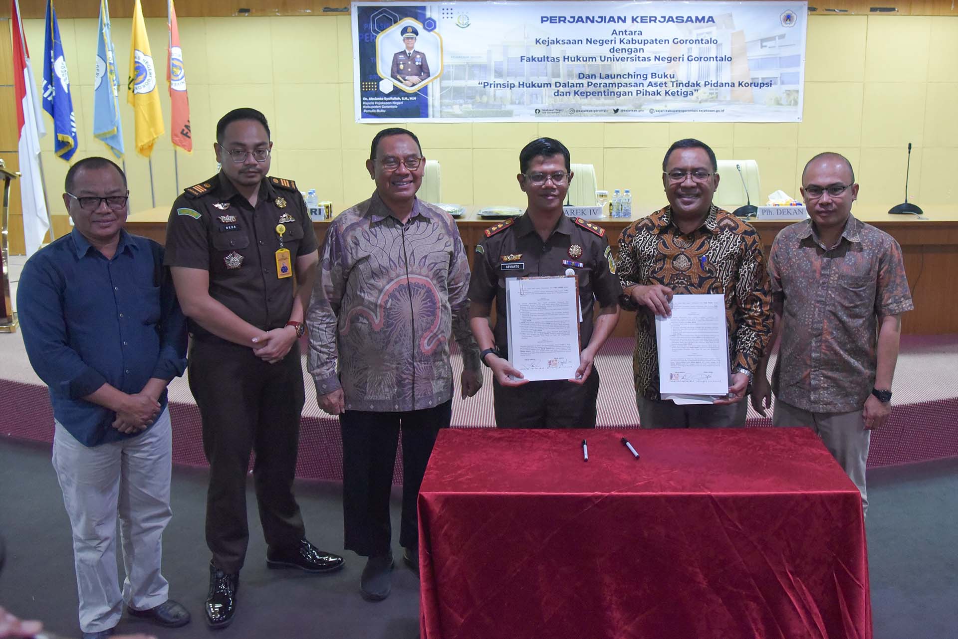 Tanpa Gambar