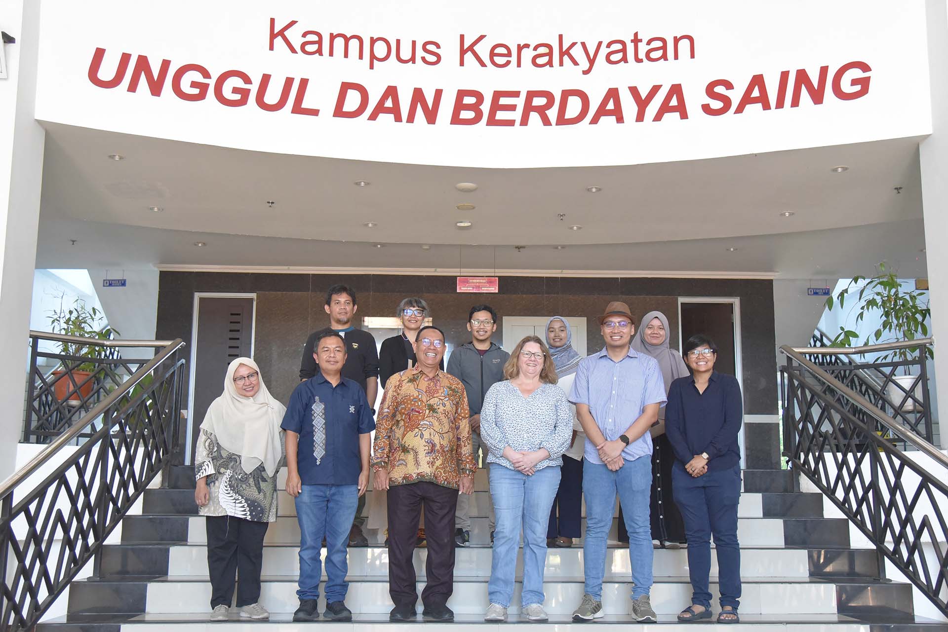Tanpa Gambar