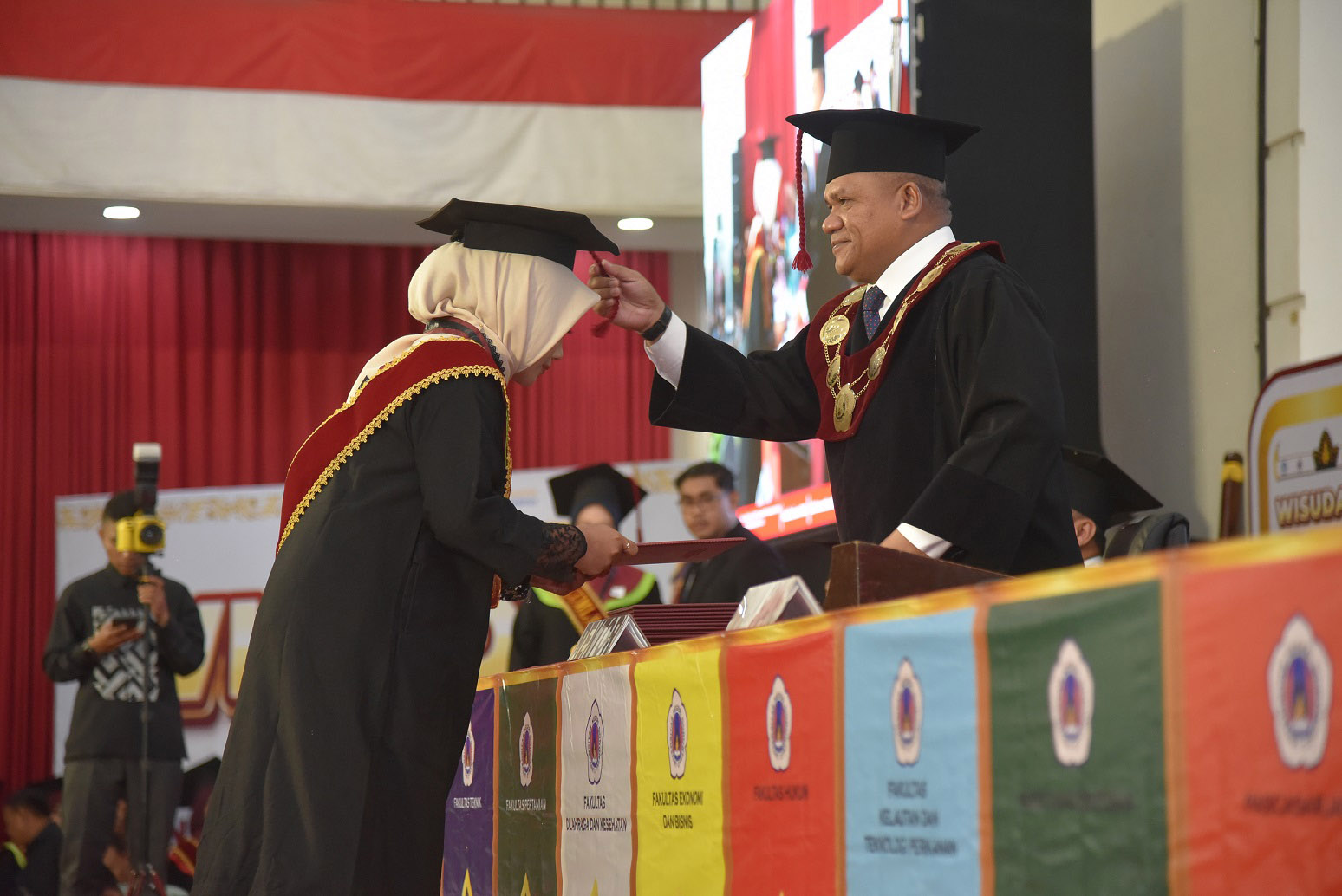 Tanpa Gambar